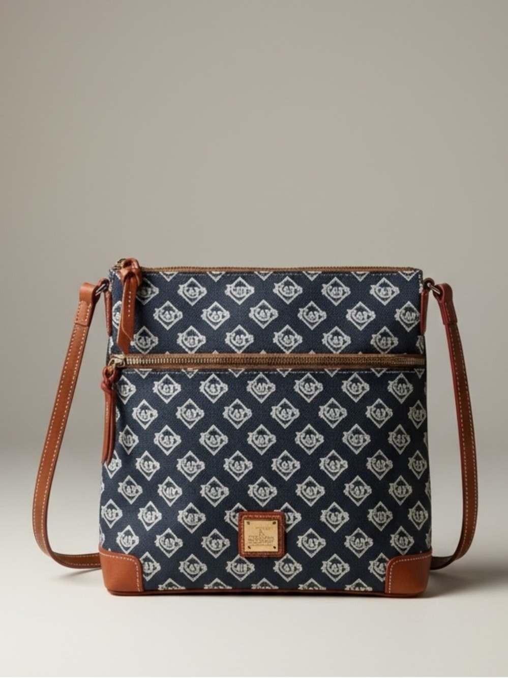 Dooney & Bourke Tampa Bay Rays MLB Crossbody Bag NWOT - Picture 3 of 10